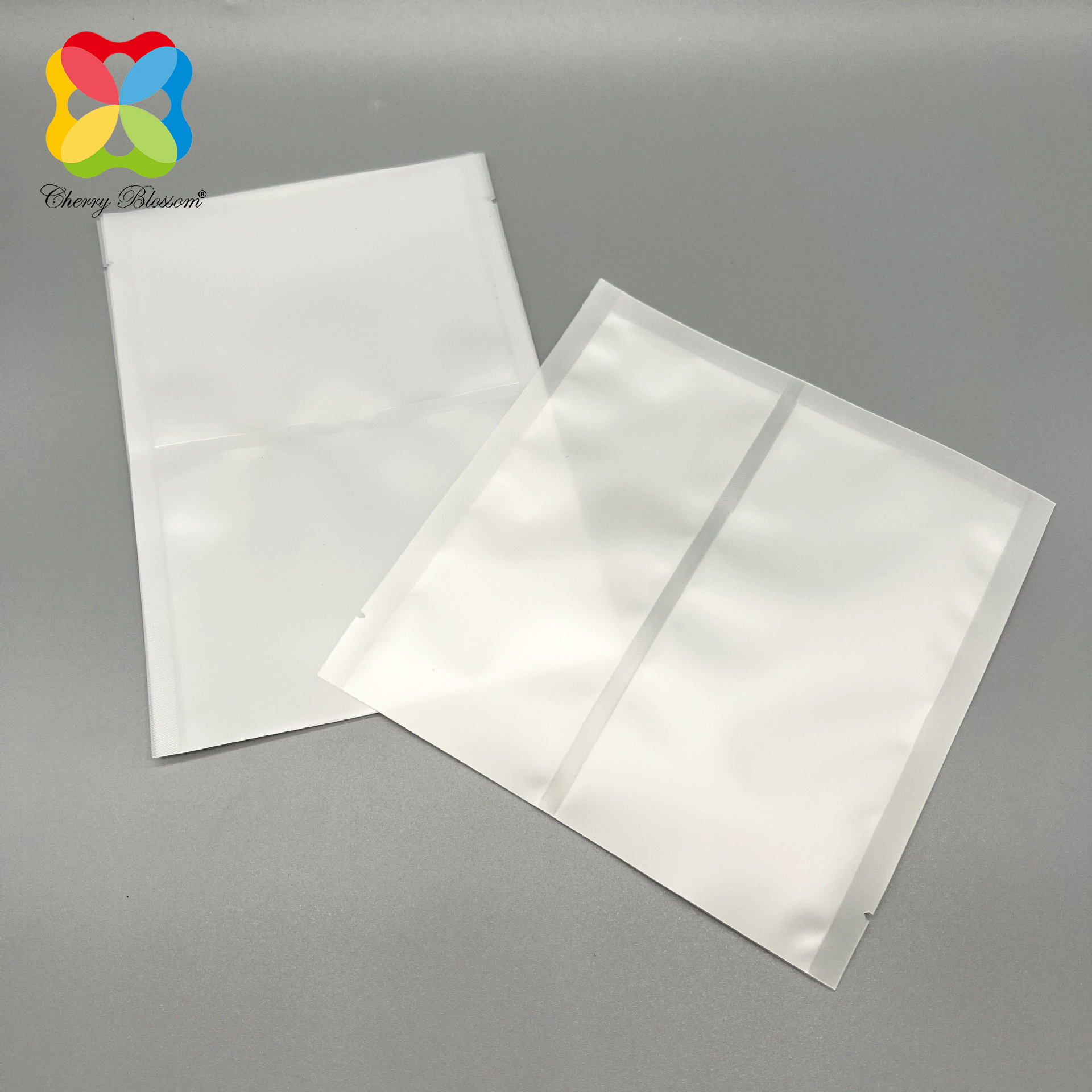 https://www.stblossom.com/custom-printed-two-in-one-dry-and-wet-separation-bag-food-packing-product/